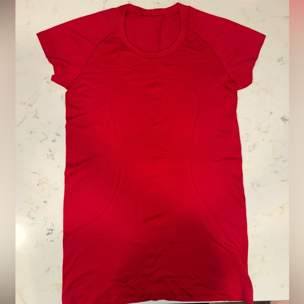 Lululemon Swiftly Tech Short Sleeve